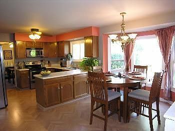 4th image of 6714 Windwood Dr