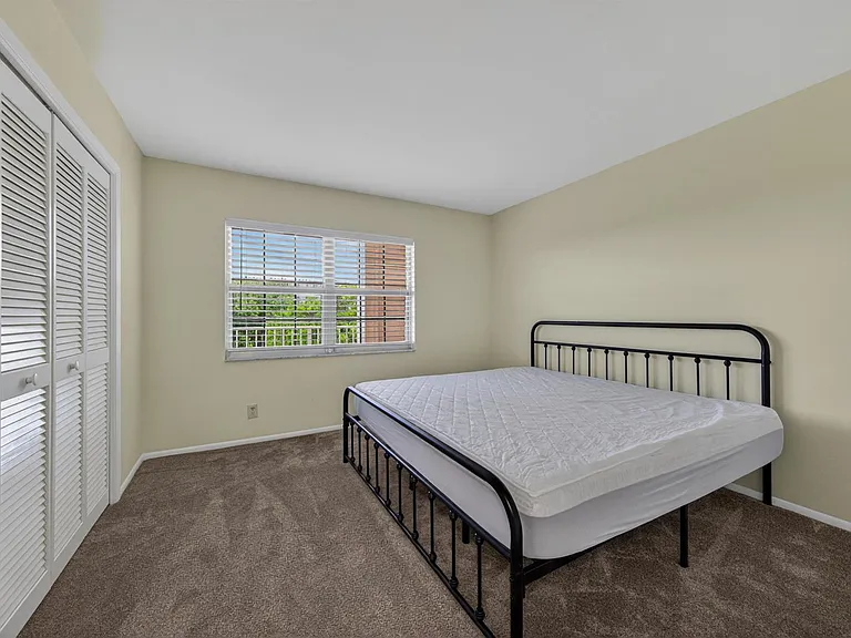 3503 Oaks Way #505 — Photo 24