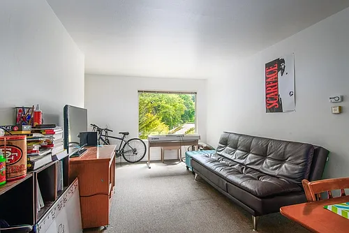522 Barson St #D Photo 1