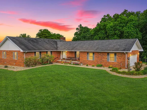 14 Robin Hill Ln, Jackson, OH 45640