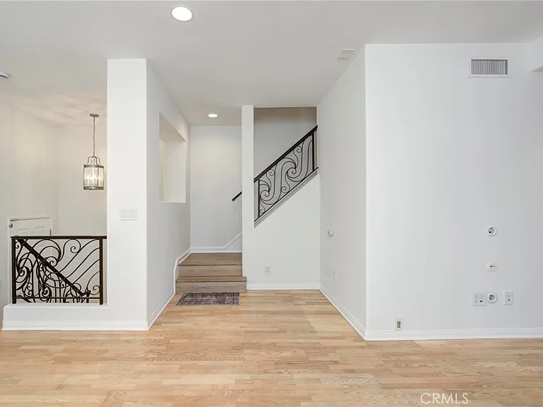 2236 Dominguez St — Photo 10