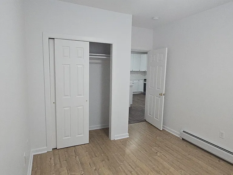 18 E 17th St #1R — Photo 14