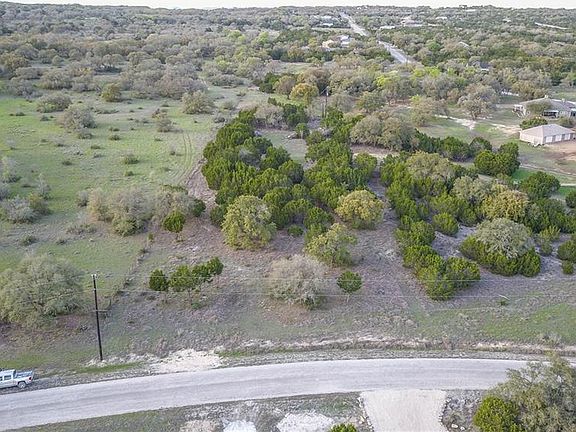 2nd image of 106 Liberty Bell Ln