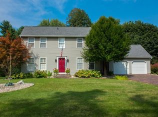 15345 Whispering Oak Dr, Mishawaka, IN 46545
