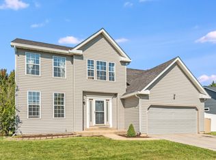 708 Richmond Dr, Oswego, IL 60543