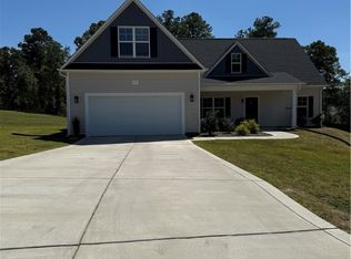 47 Basswood Ct, Spring Lake, NC 28390
