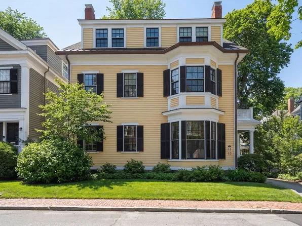 11 Hilliard St APT 1, Cambridge, MA 02138