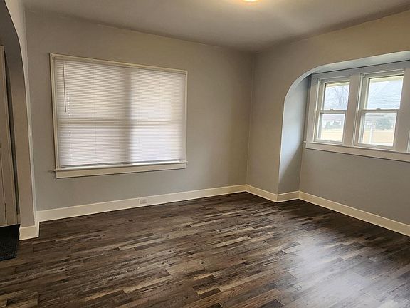 5th image of 102 Rehton Pkwy