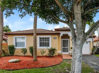 4900 NW 56th St, Pompano Beach, FL 33073