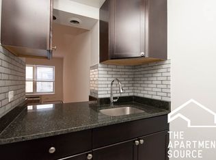 6830 N Sheridan Rd APT 462, Chicago, IL 60626