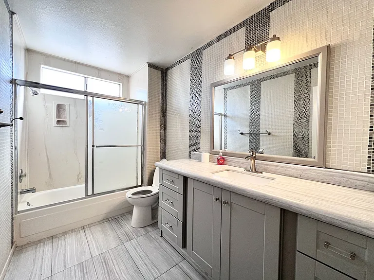 5009 Mesa View Dr — Photo 25