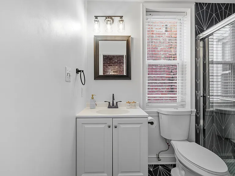 Full bathroom #2 shared by Bedroom #2 and Bedroom #3