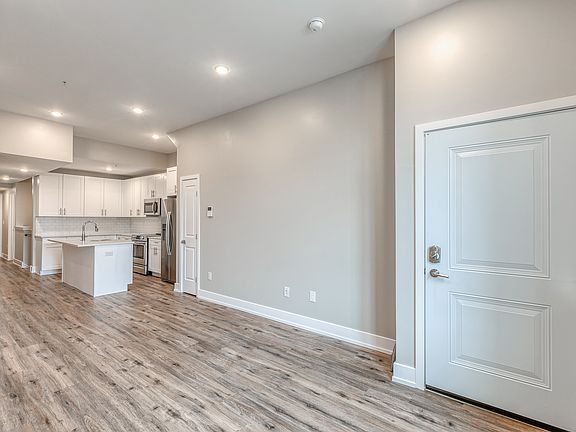 2nd image of 2347 N College Ave #1