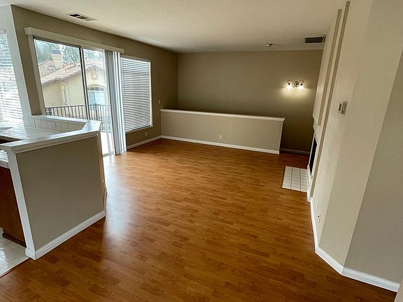 4th image of 7640 Tuscany Dr