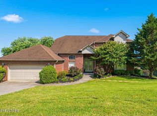 3562 Touchstone Dr, Maryville, TN 37801