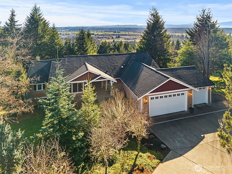 2nd image of 117 Briarwood Court