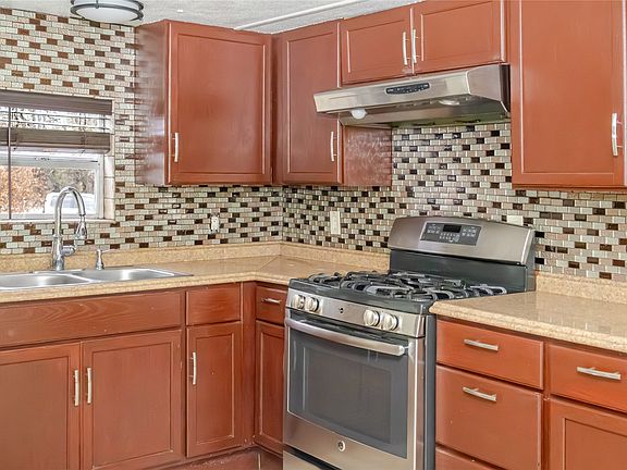 5th image of 903 Battle Creek Rd