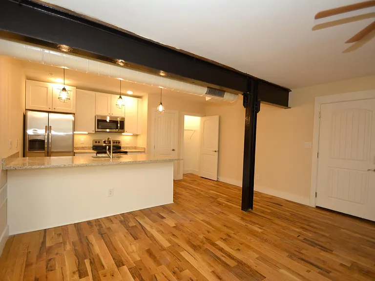 2315 Park Ave #1J — Photo 6