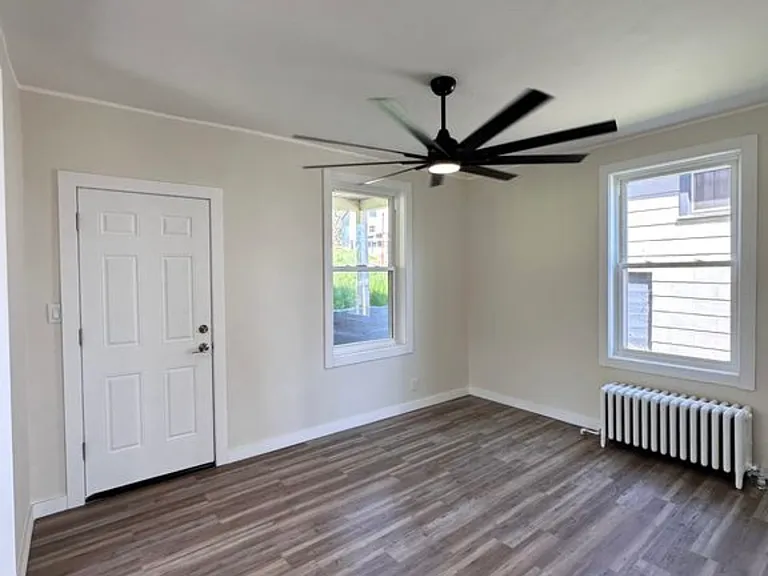 142 Dorothy St #1 — Photo 3