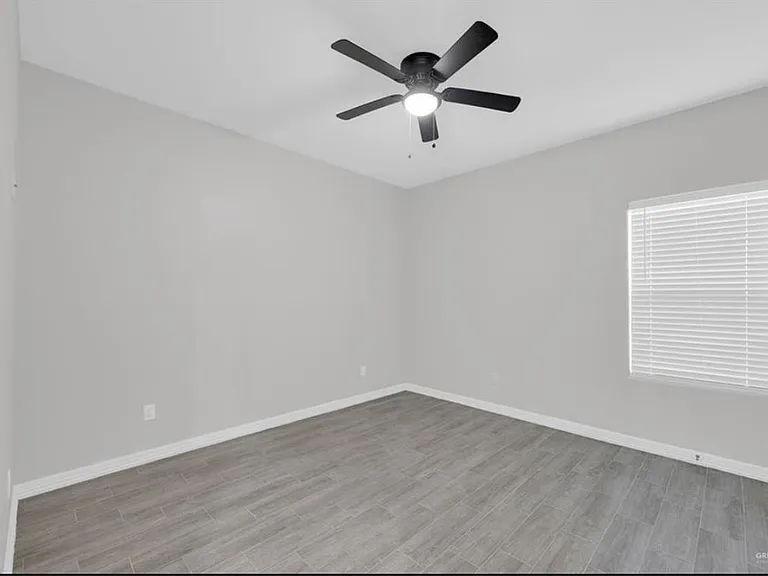 1013 W Mahala Ave #1 — Photo 11