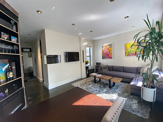 Rented by Triumph Property Group | media 4