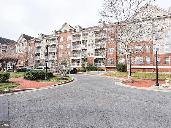 5th image of 5112 Donovan Dr APT 408
