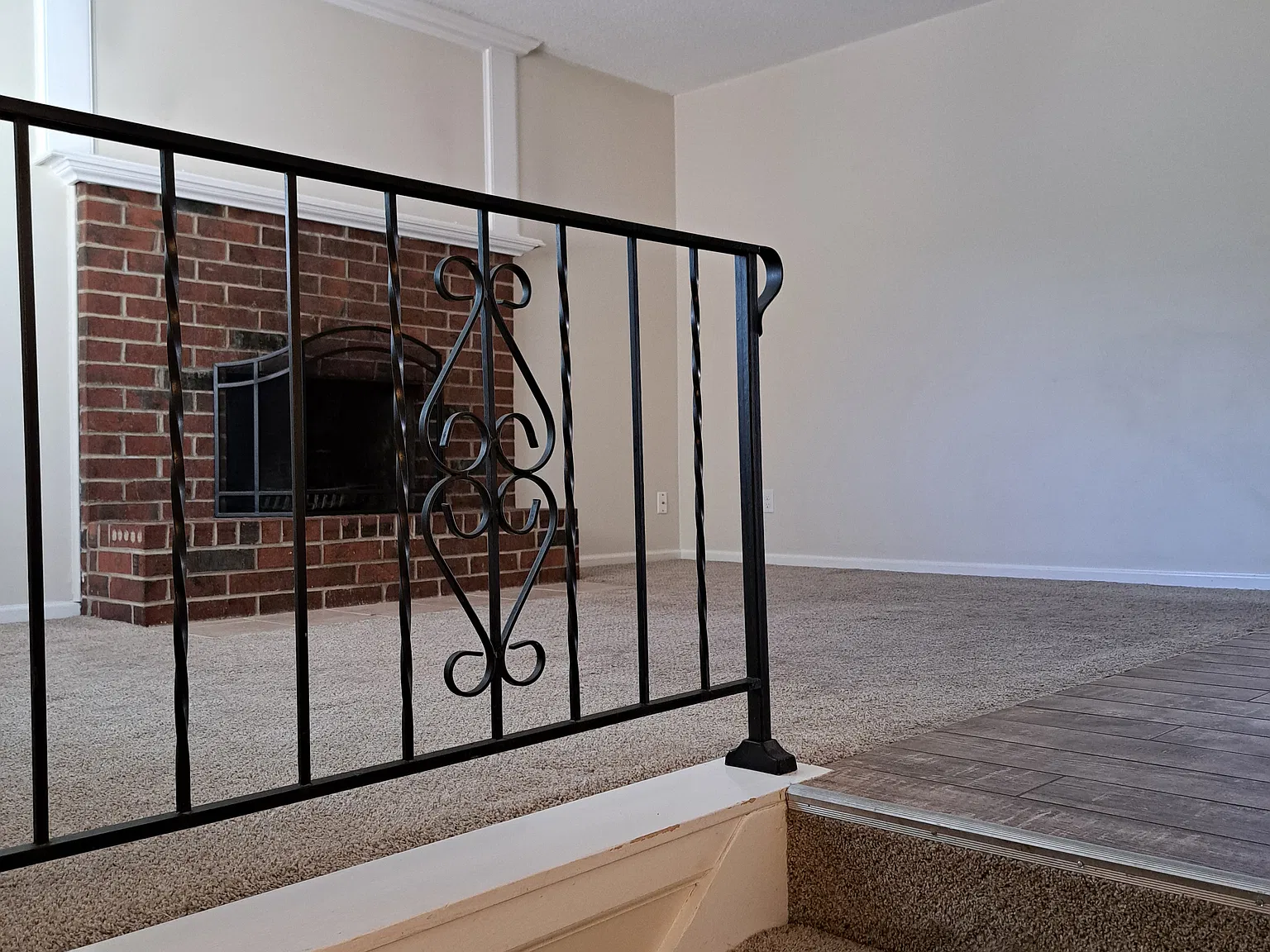 3 bed, 1100 sqft, $1,800 — Photo 4