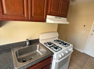 338 S Orange St #302, New Haven, CT 06510