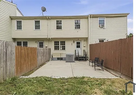 4 Consett Ct #9B — Photo 18