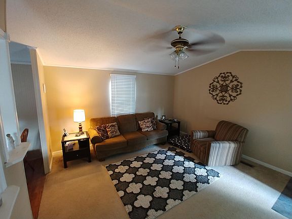 3rd image of 304 Stonewood Dr