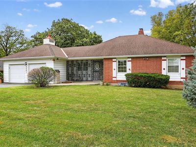 8601 E Gregory Blvd, Kansas City, MO, 64133