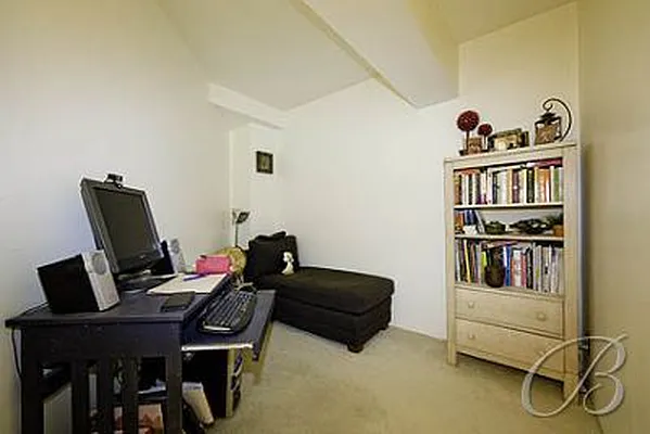 Sold by Bellmarc Realty | media 9