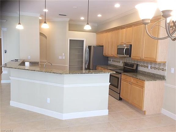 3rd image of 8516 Laurel Lakes Blvd