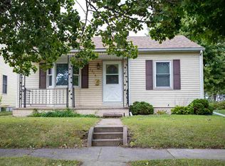 1214 Howrey Ave, Waterloo, IA 50701