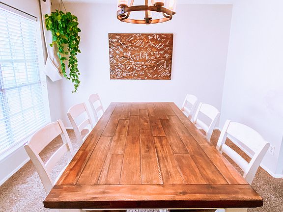 2nd image of 3853 Honeysuckle Ln