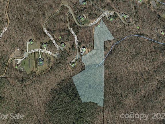 4th image of 221 Soapstone Creek Dr