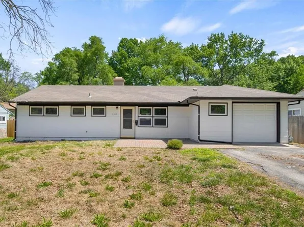 7302 E 108th Ter, Kansas City, MO 64134