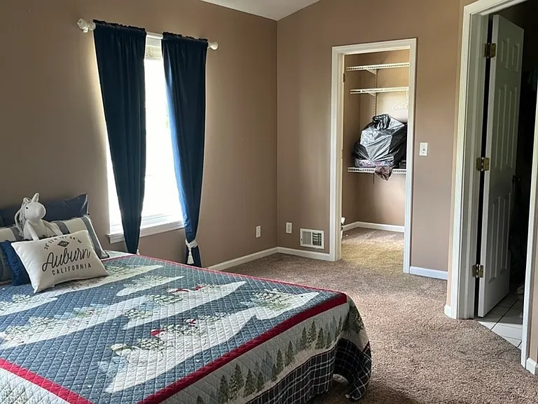 20827 W Brockton Ct — Photo 13