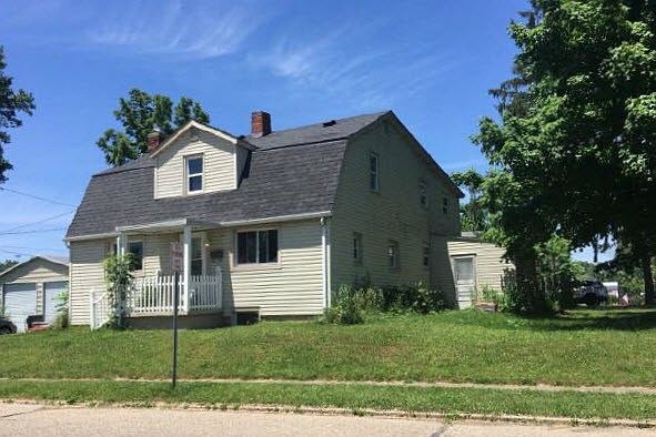 2nd image of 708 Washington St