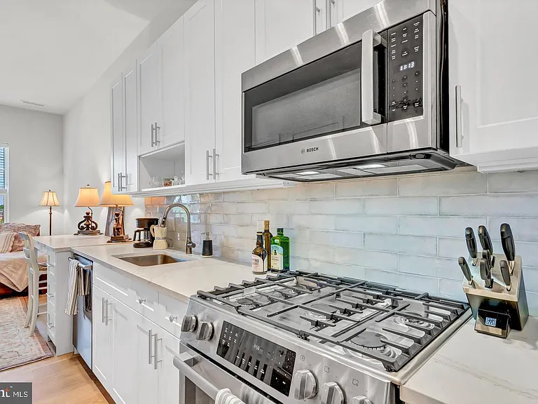 6803 Cameron Dr NW #514 — Photo 13