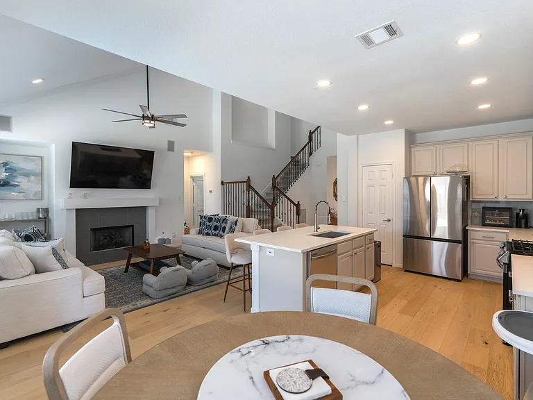 135 S Rocky Point Cir — Photo 13