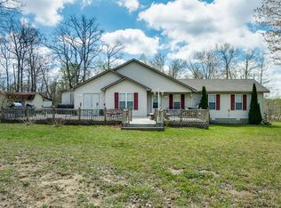 692 Dripping Spring Rd, Monterey, TN 38574