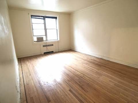 1st image of 180 E 18th St APT 3C