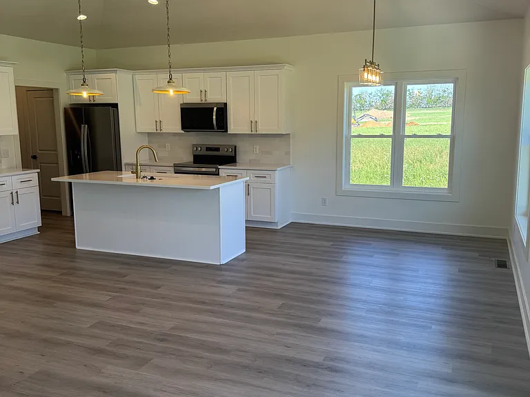 200 W Agnes Dr — Photo 4