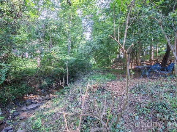 99999 Rumbough Pl, Asheville, NC 28806
