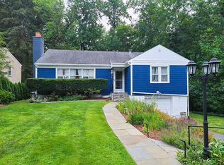 3 Abingdon Ln, Scarsdale, NY 10583