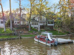 974 Rocky Point Ln, Tega Cay, SC 29708