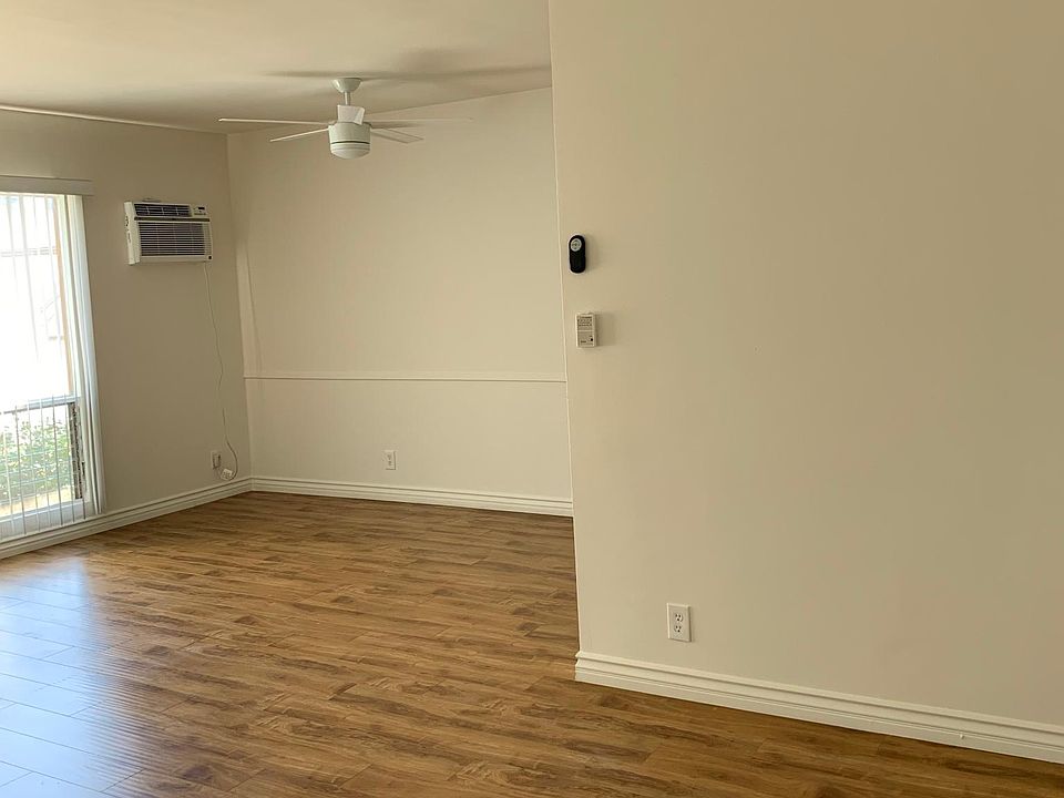 1st image of 1015 N Stanley Ave #9