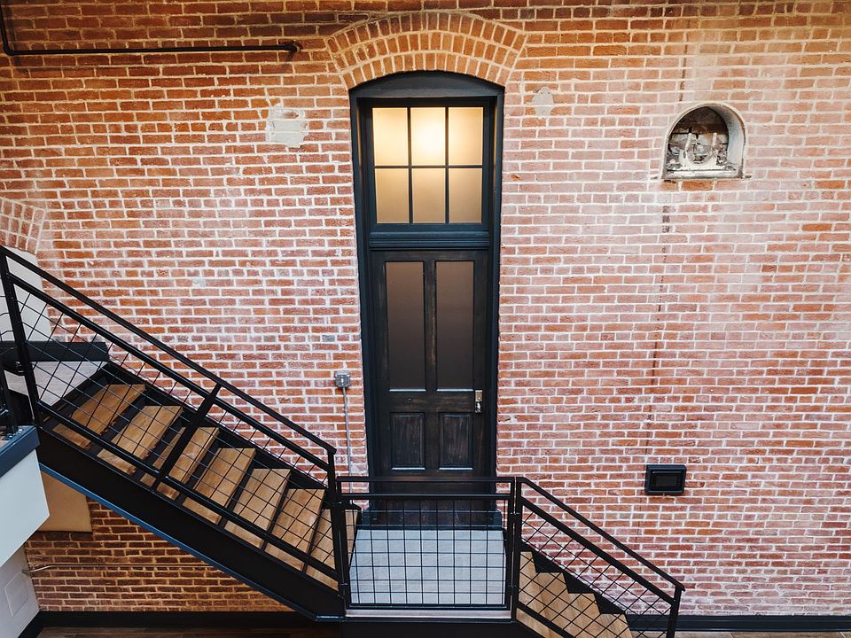 AR Lofts at National Biscuit Co Building Apartment Rentals Evansville