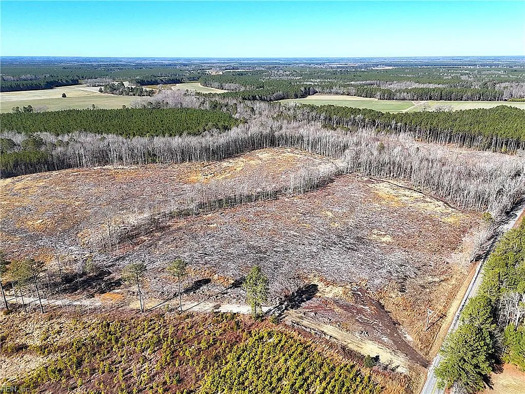 806AC Courthouse Rd photo 1